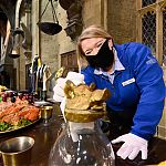 wb-studio-tour-harry-potter-cleaning00009.jpg