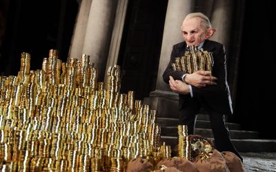 A-goblin-prepares-for-the-launch-of-the-original-Gringotts-Wizarding-Bank-at-Warner-Bros_-Studio-Tour-London---013.JPG