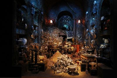 First sneak peek of the original Gringotts Wizarding Bank, the biggest expansion to date at Warner Bros. Studio Tour London – The Making of Harry Potter, open 6th April
