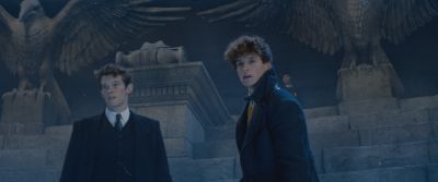 (L-r) CALLUM TURNER as Theseus Scamander and EDDIE REDMAYNE as Newt Scamander in Warner Bros. Pictures' fantasy adventure "FANTASTIC BEASTS: THE CRIMES OF GRINDELWALD,” a Warner Bros. Pictures release. 
Photo courtesy of Warner Bros. Pictures
