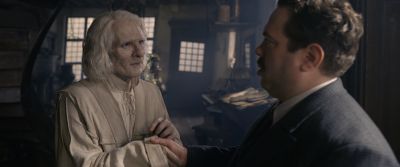 (L-r) BRONTIS JODOROWSKY as Nicolas Flamel and DAN FOGLER as Jacob Kowalski in Warner Bros. Pictures' fantasy adventure "FANTASTIC BEASTS: THE CRIMES OF GRINDELWALD,” a Warner Bros. Pictures release. 
Photo courtesy of Warner Bros. Pictures
